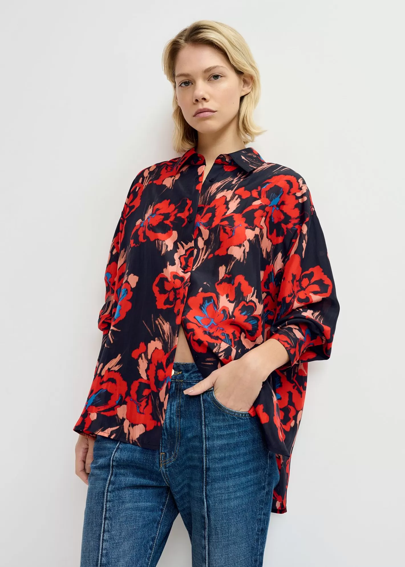 Cheap Black silk shirt with floral print Fall 2024 Collection | Prints