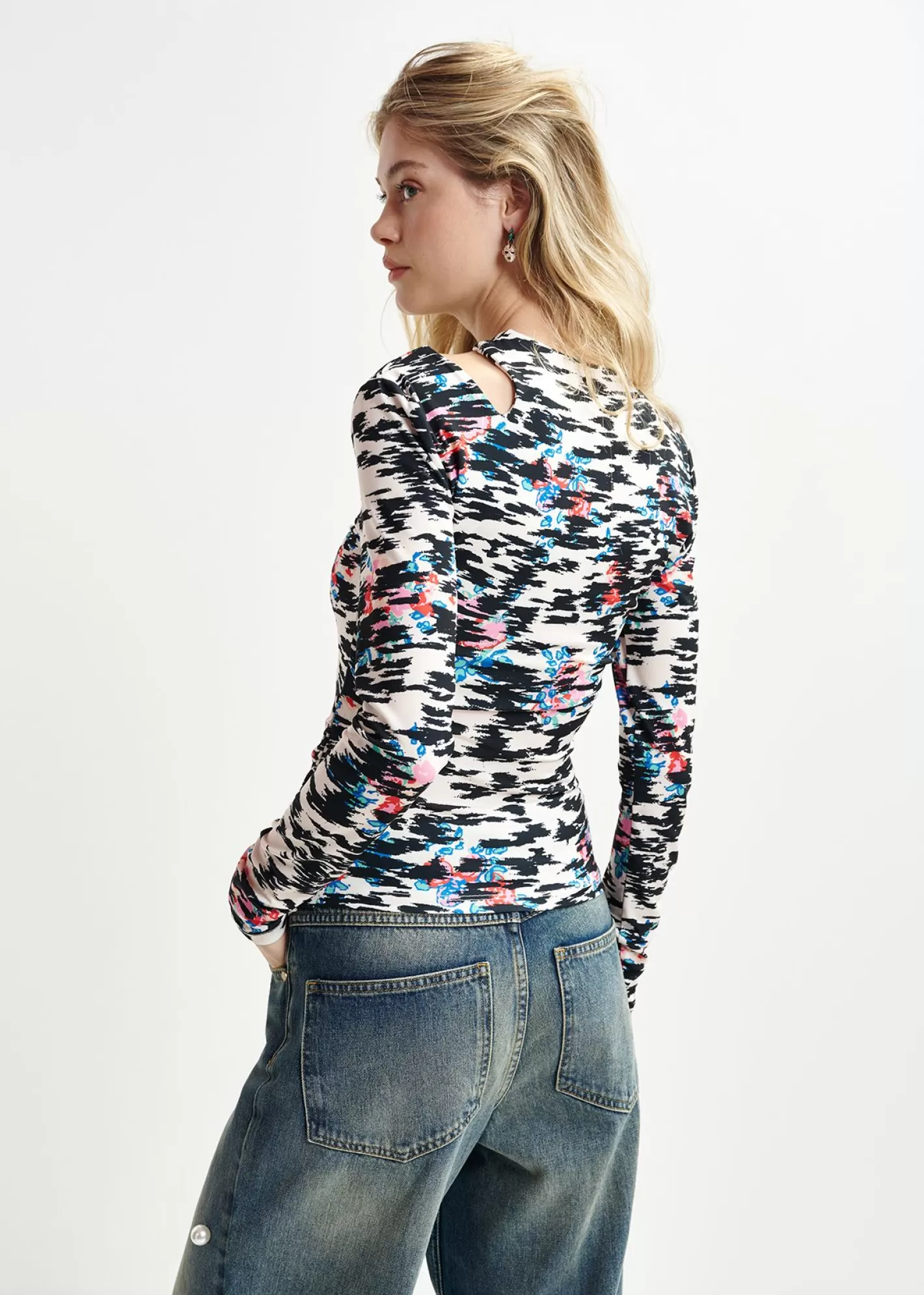 Clearance Black, white and multicolored ruched turtleneck top with zebra-print Prints | T-shirts
