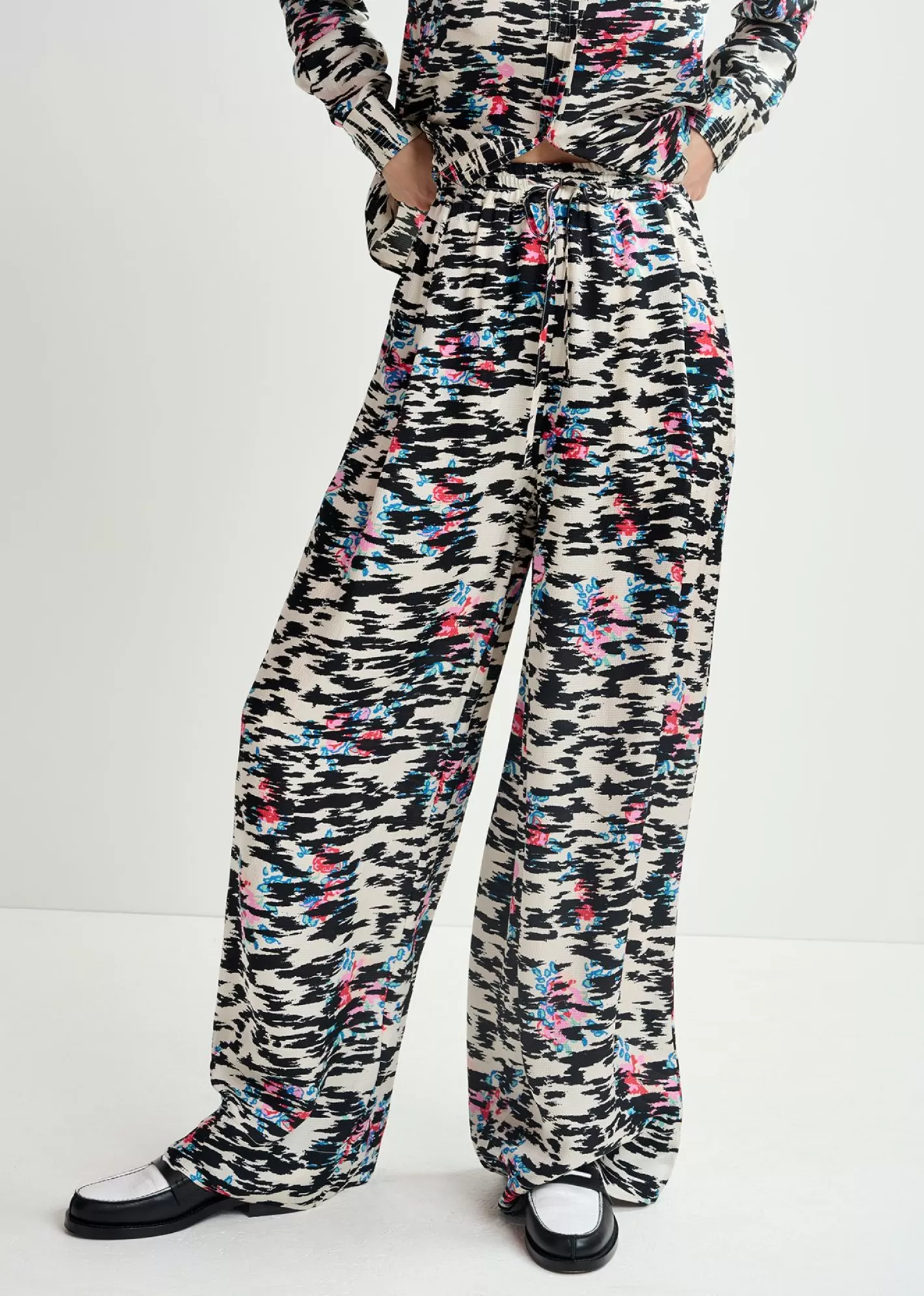 Cheap Black, white and multicolored zebra-print wide-leg pants Prints | Pants & Shorts