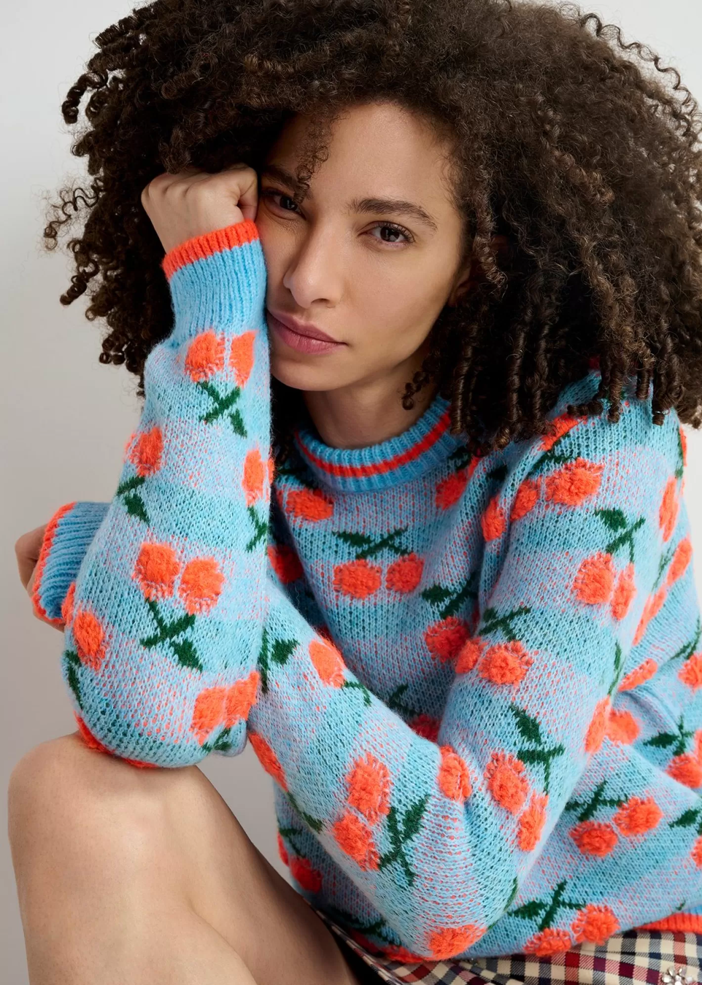 Store Blue and orange intarsia-knitted sweater with cherry pattern Prints | Sweaters & Cardigans