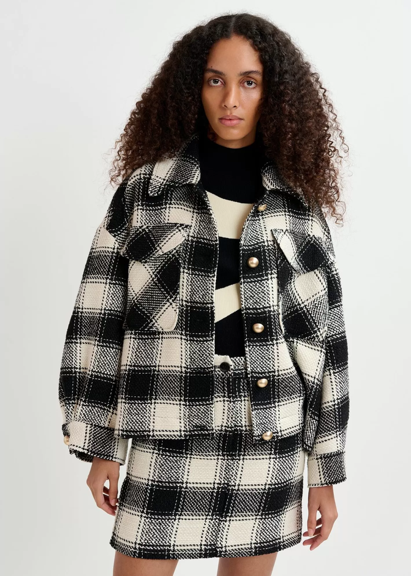 Online Ecru and black checked oversized jacket Fall 2024 Collection | Coats & Jackets