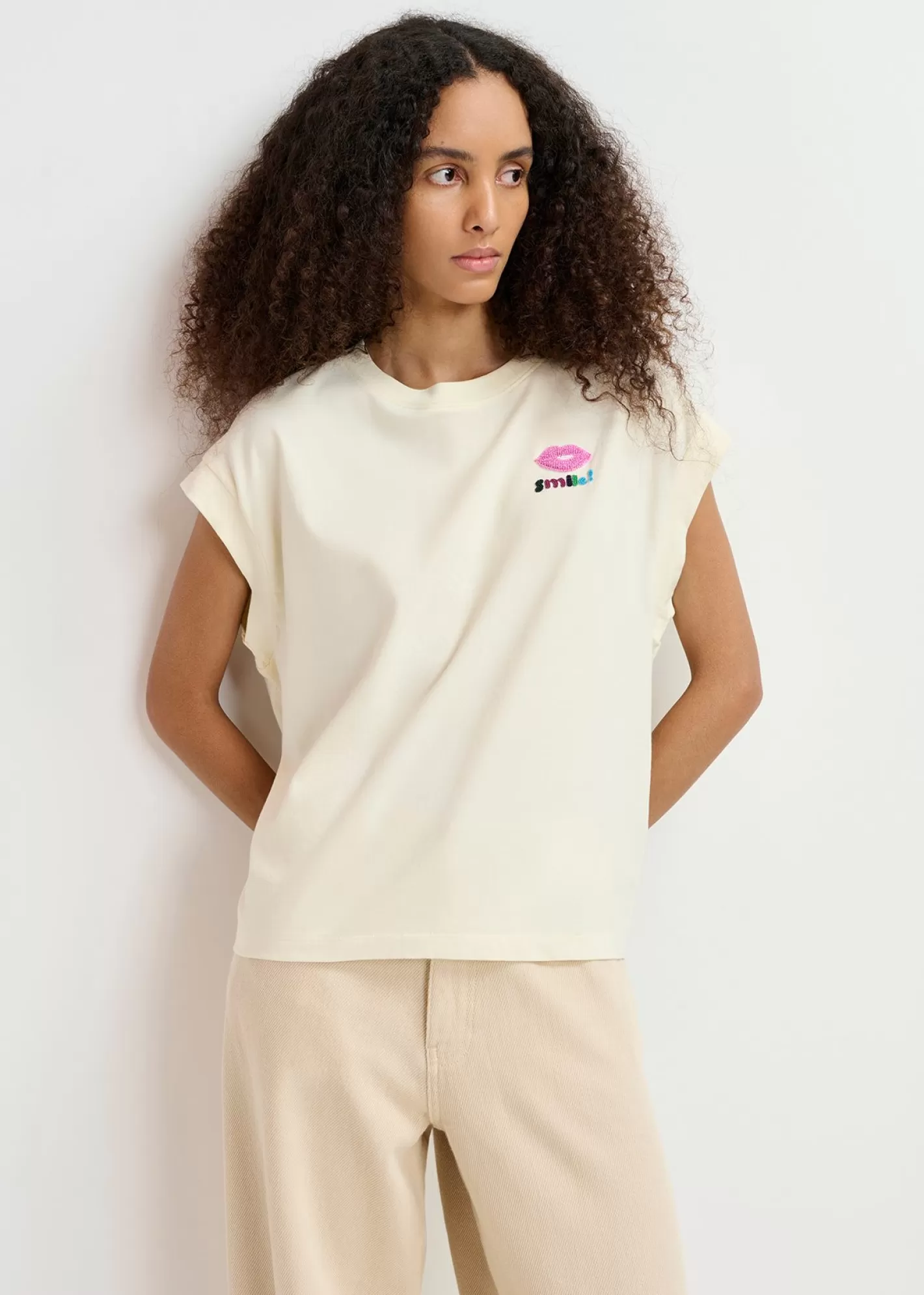 Fashion Ecru organic cotton T-shirt with embroidery Fall 2024 Collection | T-shirts