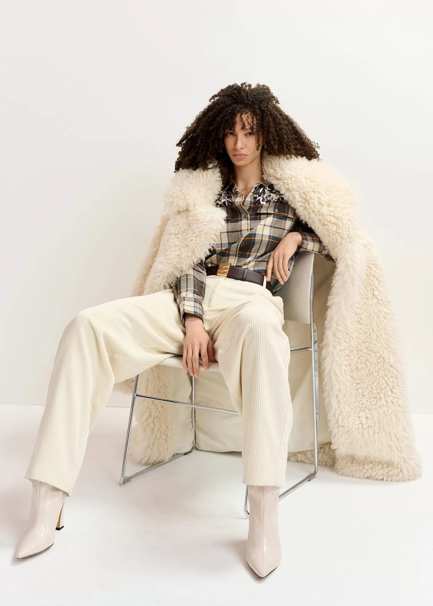 Discount oversized faux shearling coat Fall 2024 Collection | Partywear