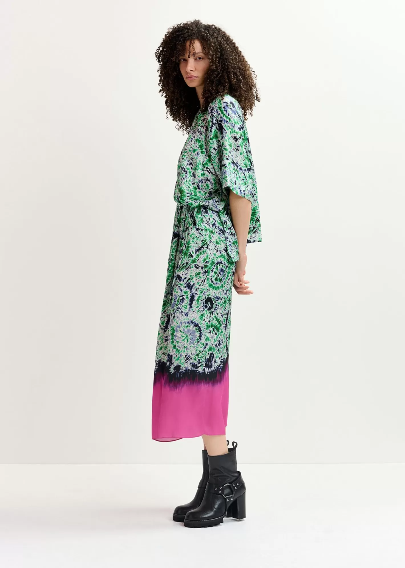 Cheap Green and navy blue printed midi skirt with dip-dyed effect Fall 2024 Collection | Prints