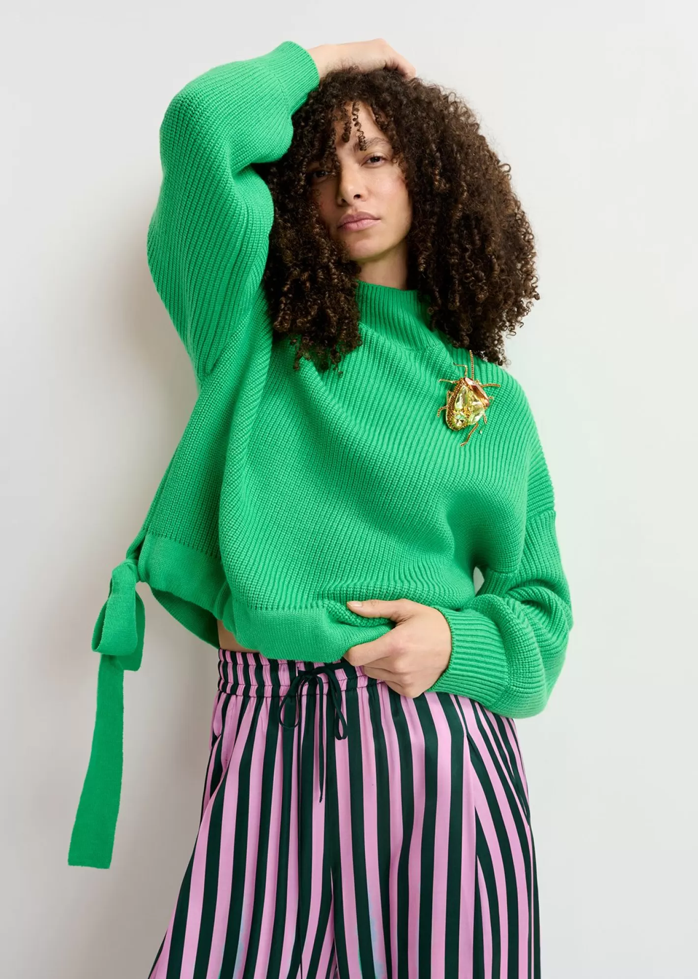 Online rib-knitted sweater with bows Fall 2024 Collection | Sweaters & Cardigans