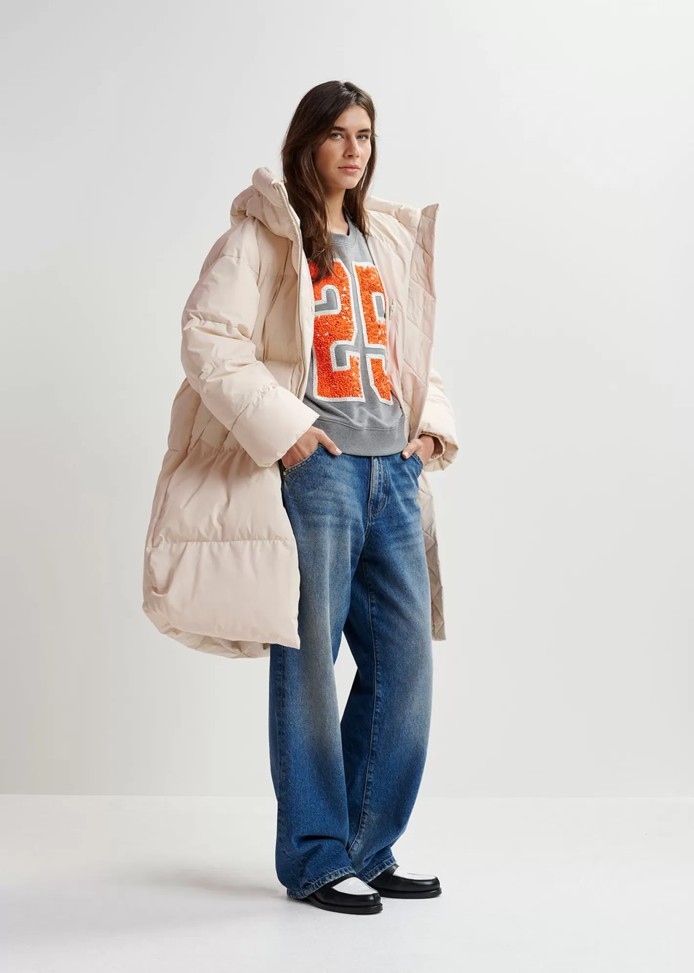 Sale Grey and orange organic cotton sweatshirt with sequin and bead "25" embroideries Fall 2024 Collection | Sweatshirts