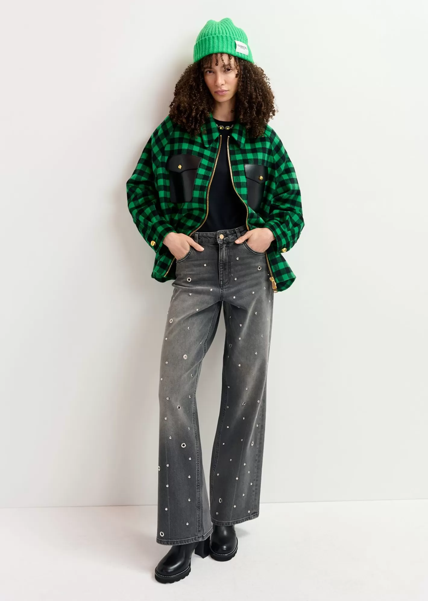 Hot eyelet-embellished jeans Fall 2024 Collection | Denim