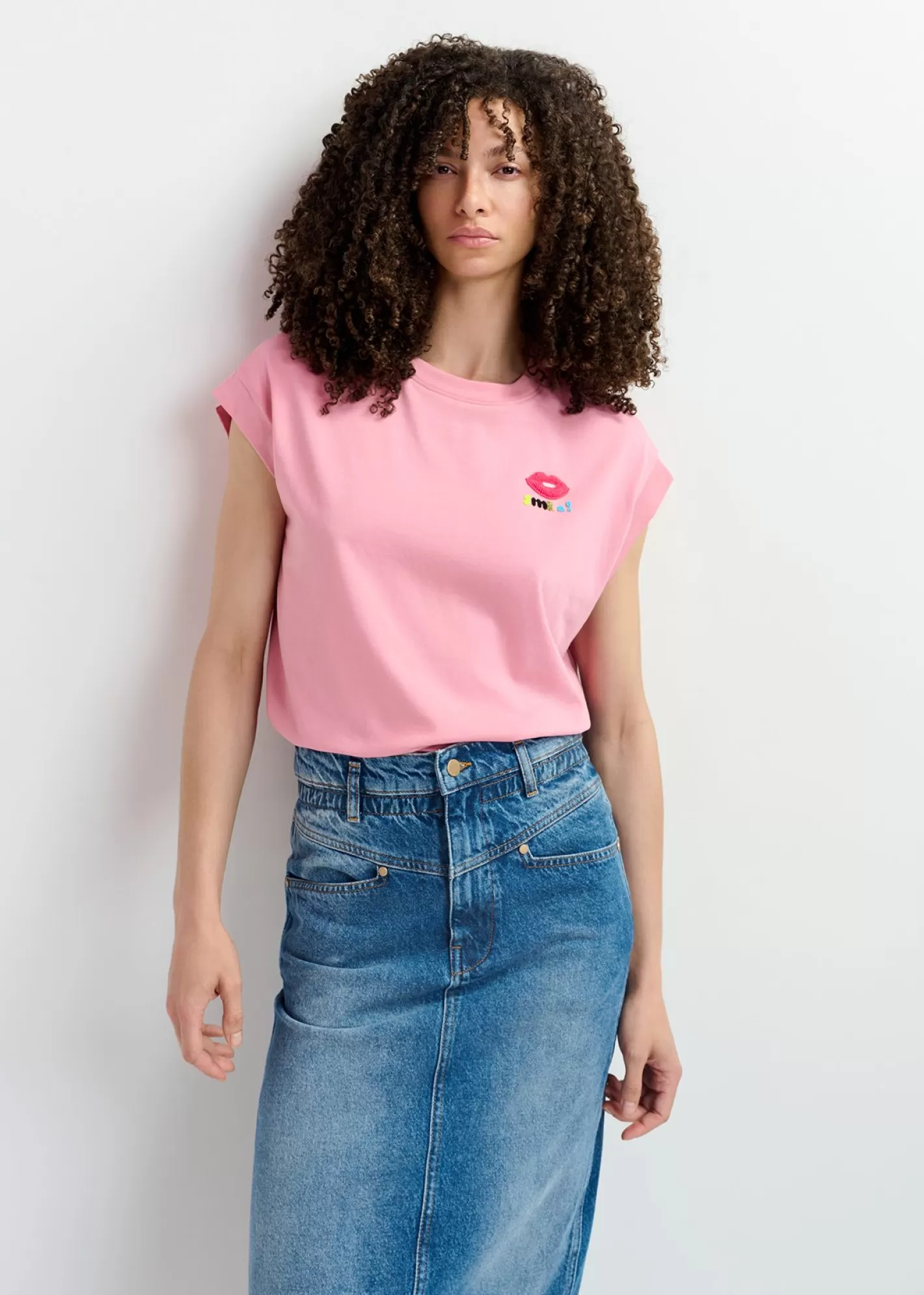 Best Light pink organic cotton T-shirt with embroidery Fall 2024 Collection | T-shirts