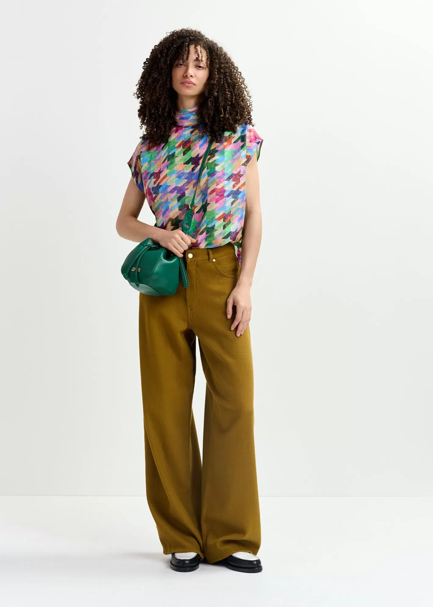 New Multicolor silk top with geometric print Fall 2024 Collection | Prints
