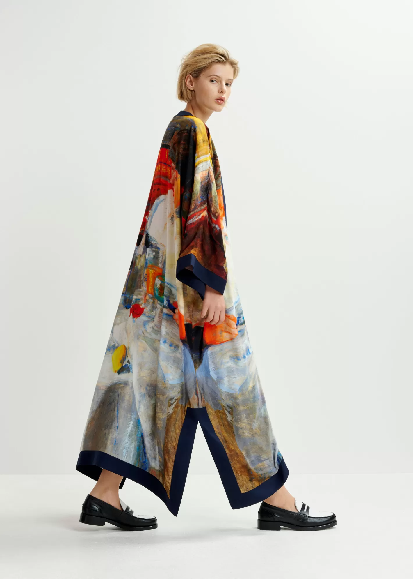 New Multicolor 'The Oyster Eater' kimono - collaboration with KMSKA KMSKA X Essentiel Antwerp | Prints