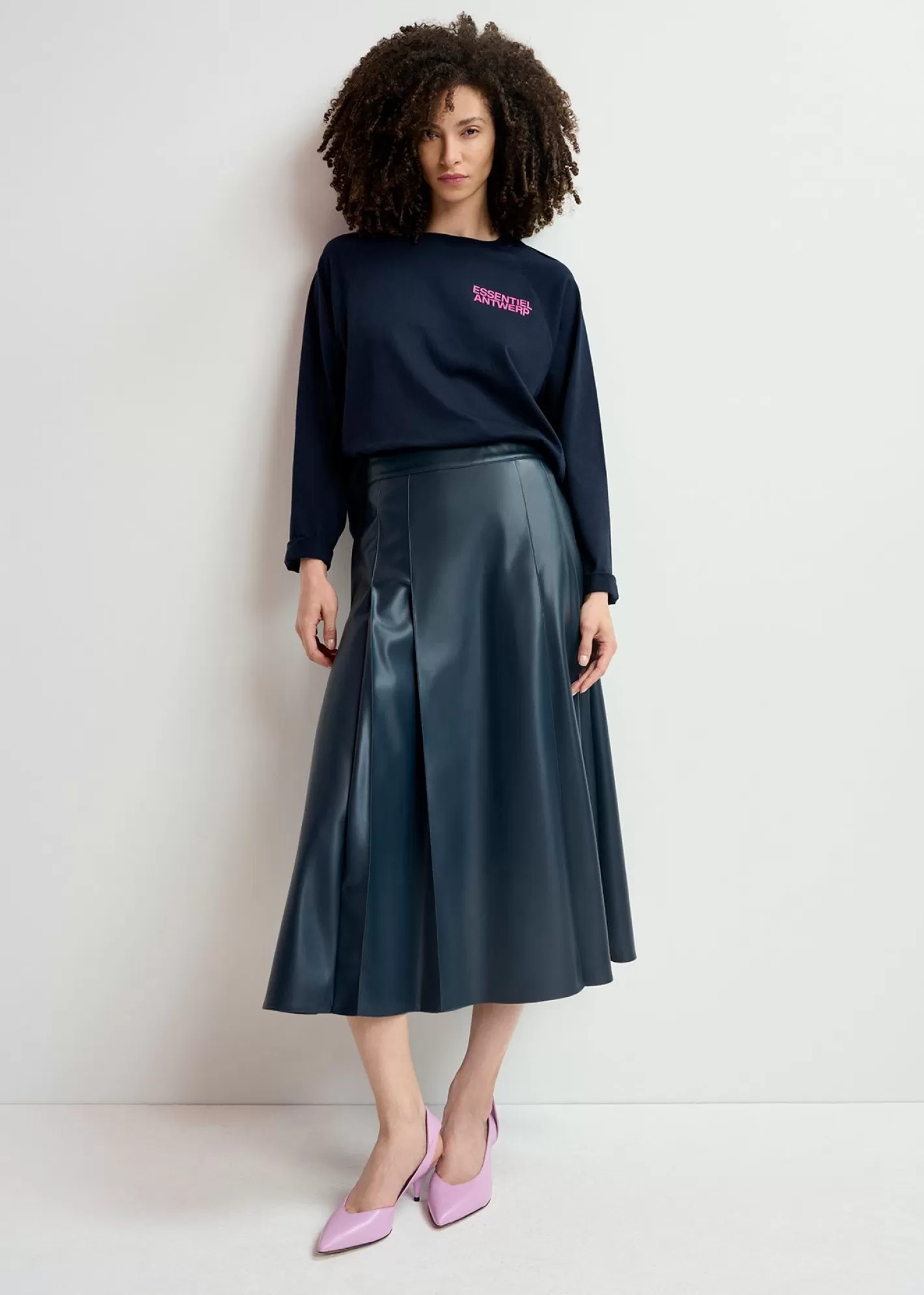 Cheap Navy blue organic cotton long-sleeved T-shirt with logo print Fall 2024 Collection | Loungewear