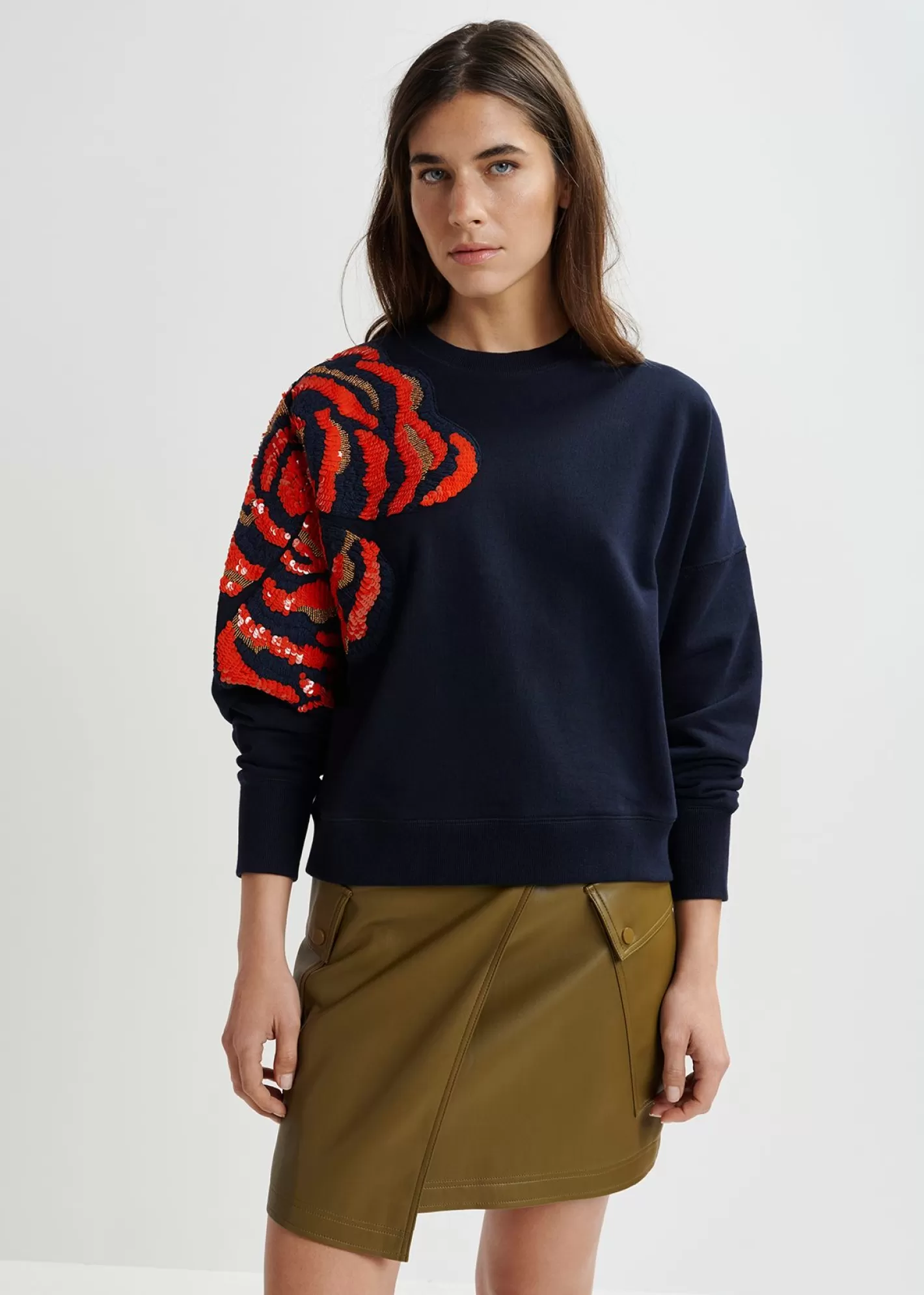Discount Navy blue organic cotton sweatshirt with sequin and bead embroideries Fall 2024 Collection | Sweatshirts