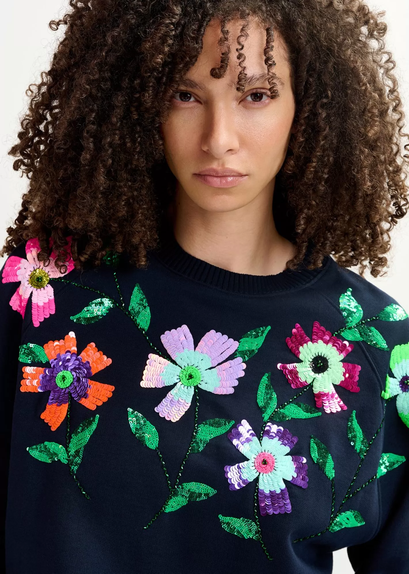 Cheap Navy blue organic cotton sweatshirt with sequin and beaded embroideries Fall 2024 Collection | Sweatshirts
