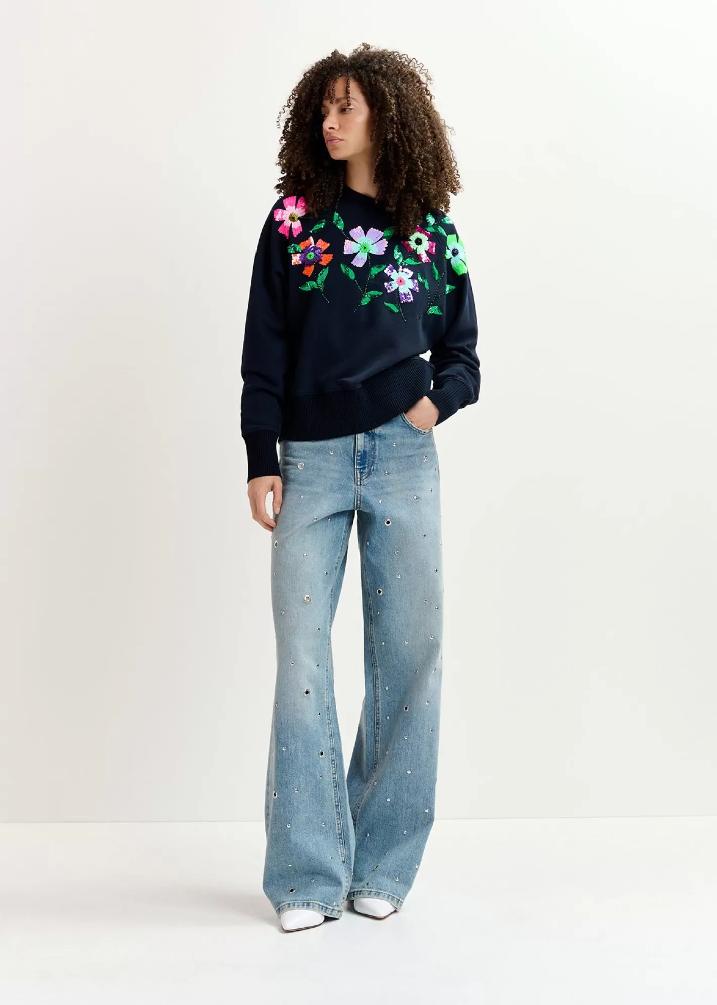 Cheap Navy blue organic cotton sweatshirt with sequin and beaded embroideries Fall 2024 Collection | Sweatshirts