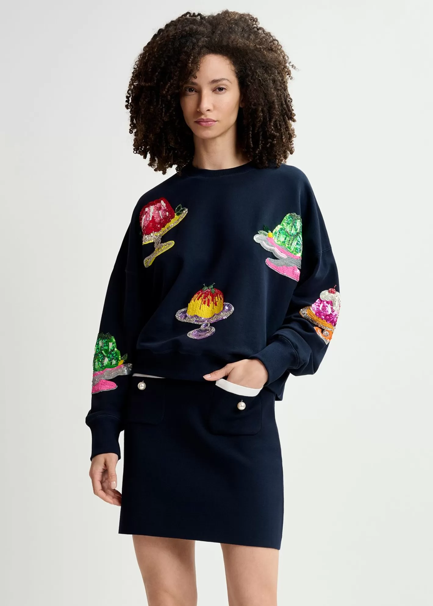 Store Navy blue organic cotton sweatshirt with sequin and bead-embroidered pies Sweatshirts
